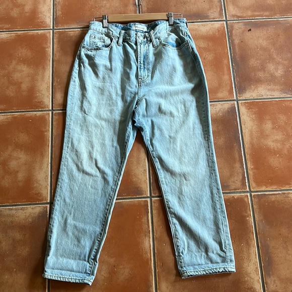 Madewell Denim - Madewell The Curvy Perfect Vintage Jean